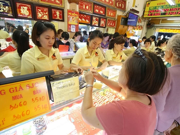 tiệm vàng mi hồng